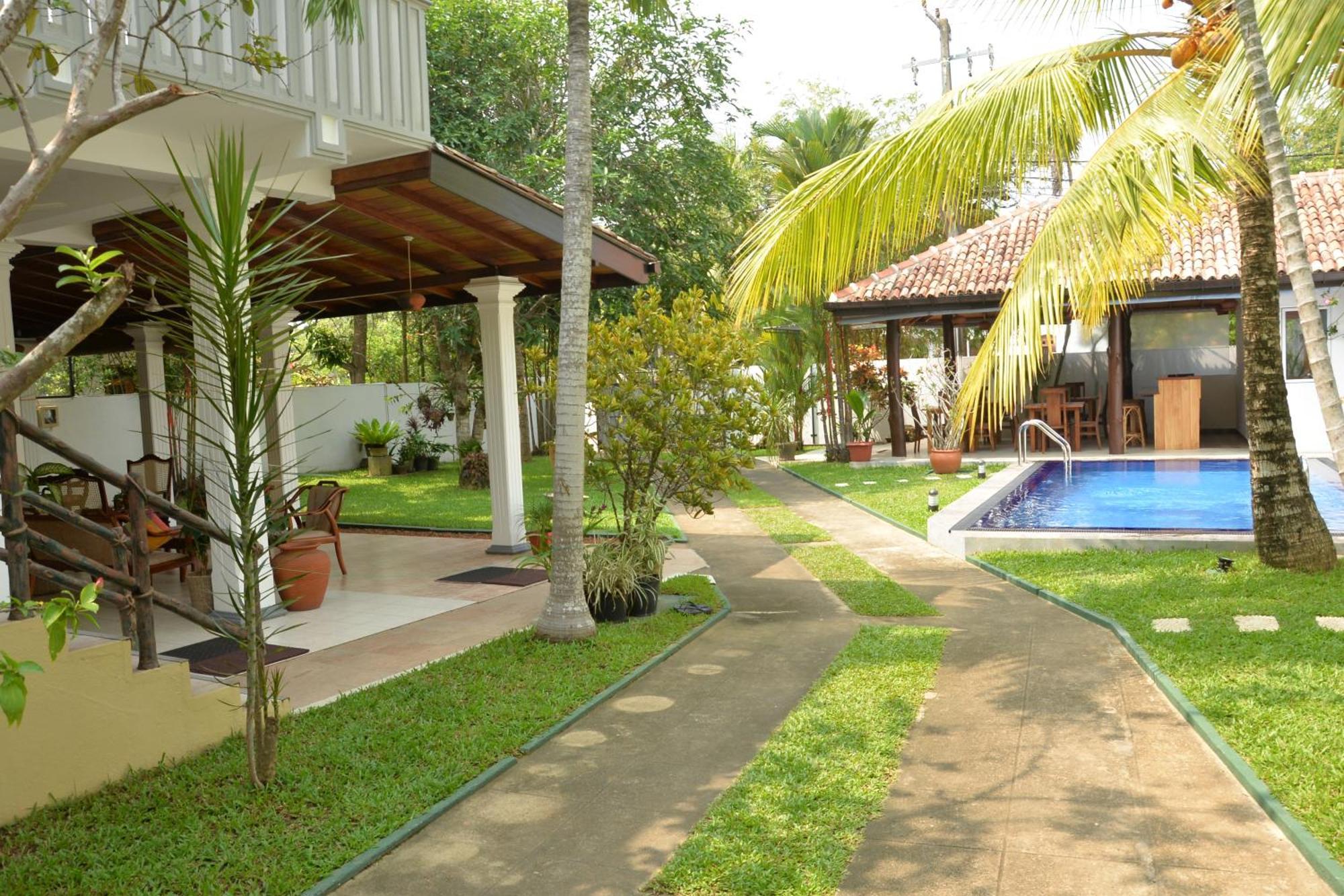 Surf Villa Hikkaduwa Extérieur photo