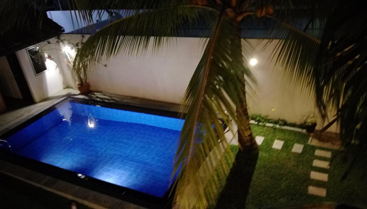 Surf Villa Hikkaduwa Extérieur photo